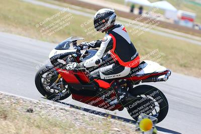 media/Apr-23-2023-TrackXperience (Sun) [[90816c9ee1]]/Level 2/session 2 turn 11/